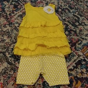 Yellow outfit 6-9 months
